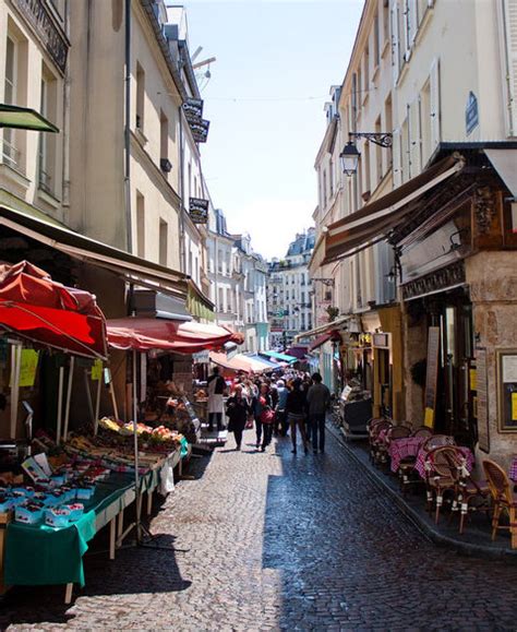 Explore And Shop In Marché De La Rue Mouffetard Paris