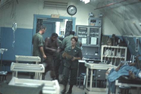 Walking Wounded Enters Er 1968 Army Vietnam 24th Evacuation Hospital