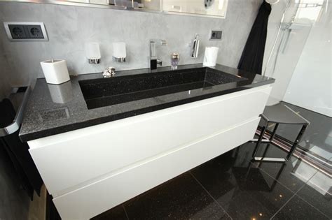 …sind ein highlight für auge und seele. Granit Bad mit Star Galaxy - Modern - Badezimmer - Köln ...