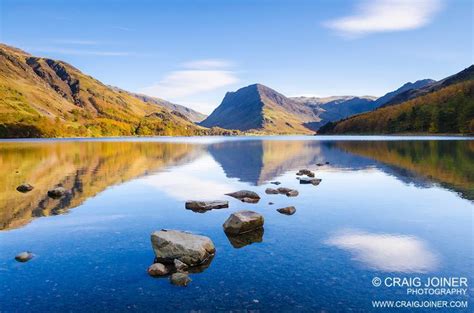 The Shore Of Buttermere With Robinson Fell And Fleetwith Pike Lake