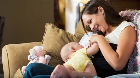 celebrating motherhood on the occasion of world breastfeeding week — the second angle