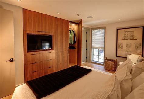 There are many unique and beautiful ways to incorporate it into the bedroom. Guest bedroom cabinetry in one » ULFBUILT