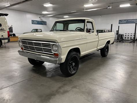 1969 Ford F100 4 Wheel Classicsclassic Car Truck And Suv Sales