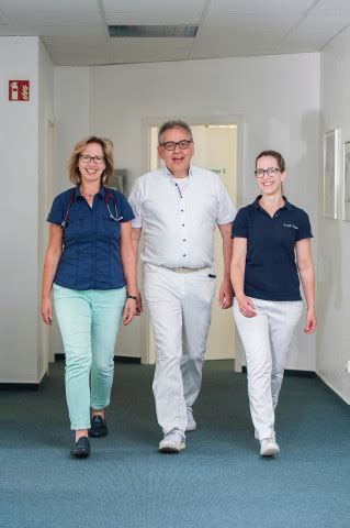 Ihre hausärztin / internistin in göttingen. Praxisgemeinschaft Dr.med. Susanne Dösereck und Peter ...