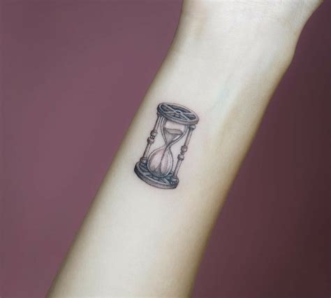 Girly Hourglass Tattoo Ideas To Inspire You