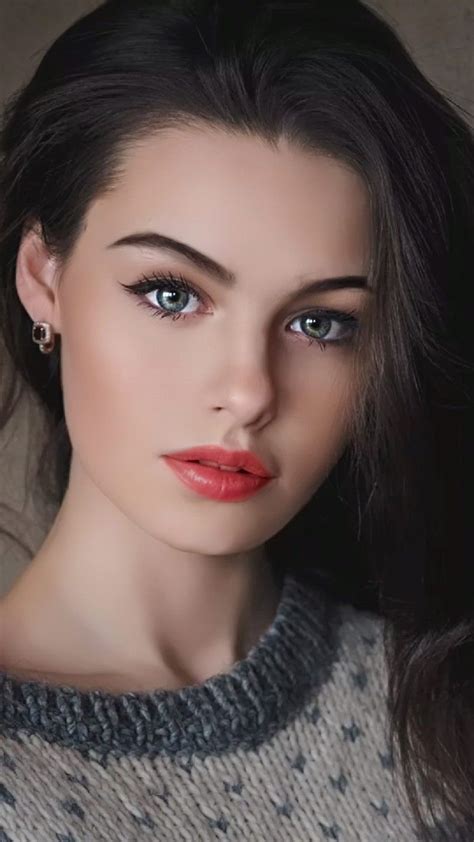 Pin By Silvie Fuchsová On Красивые лица Beautiful Eyes Beautiful Girl Face Brunette Beauty