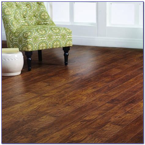 Brilliant maple laminate flooring from home decorators collection complements many interior design motifs and can make smaller rooms appear. Home Decorators Collection Laminate Flooring Instructions - Flooring : Home Design Ideas ...