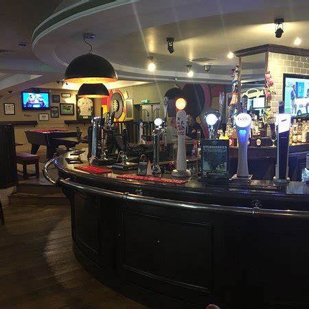 It has been great to see you all back in the pub and the support shown by our customers has been fantastic. Champs Sports Bar & Grill, Washington - Restaurant Reviews ...