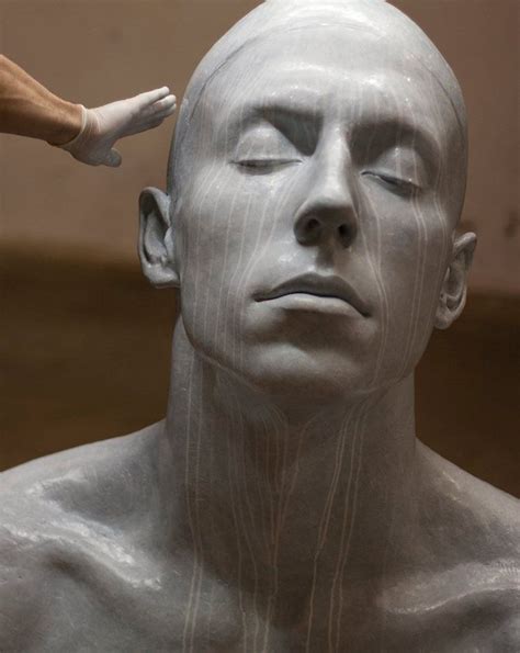 Lifelike Sculptures Of The Remarkable Human Form Are Modern Day