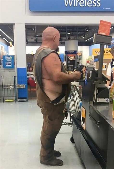 The 35 Funniest People Of Walmart Pictures Of All Time Page 4 Of 5 Drollfeed