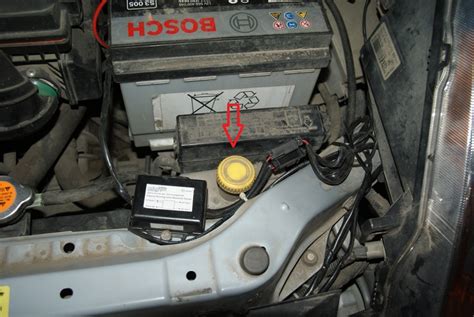 Checking The Level And Topping Up The Coolant Nissan Note 2004 2012