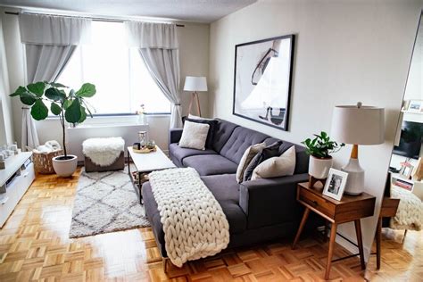 New York City Apartment Tour Get An Inside Look At This Chic And Sunny
