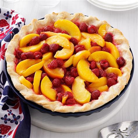 Raspberry Peach Pie Recipe | Taste of Home
