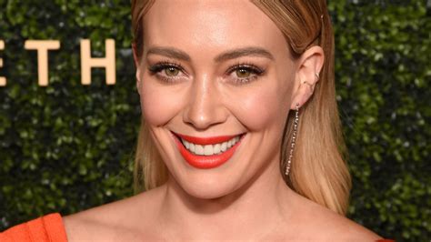 Maquillaje Completo Y Exprés Para Madres Ocupadas Por Hilary Duff