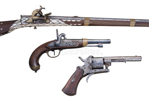 Rifle Do Flintlock Pistolas Da Percussão E Revólver Antigos Evolução
