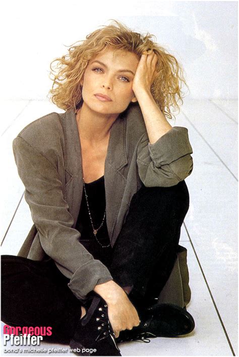 Gorgeous Pfeiffer Bonds Michelle Pfeiffer Web Page