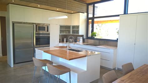 Cucine moderne design studio provides home design services to home owners and builders. Du contemporain au moderne - Ébéniste d'Art
