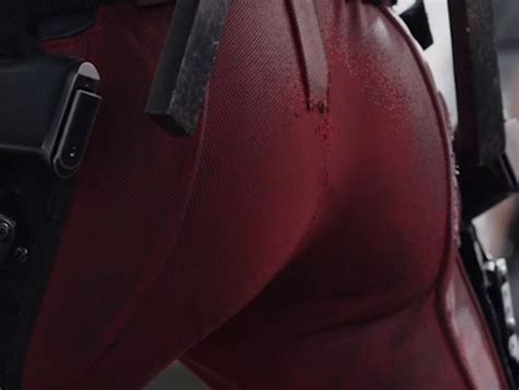 Ryan Reynolds Butt Baring Proposal Is Just One Side Of Deadpool