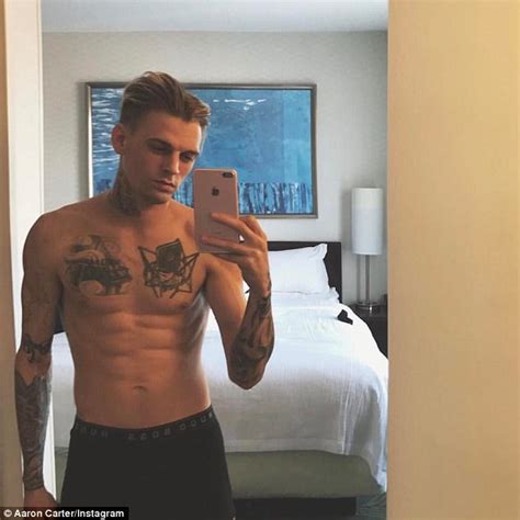 Aaron Carter Tells Fans Why Hes So Skinny On Twitter Daily Mail Online
