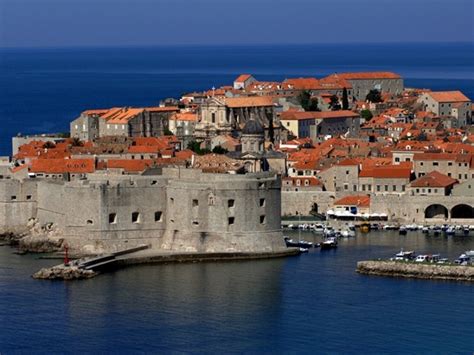 With dinaric alps on the east and the adriatic sea on the west, croatia is a combination of both beaches and mountains. Dubrovnik - Photos, Info, Tips, Attractions, Tourism and ...