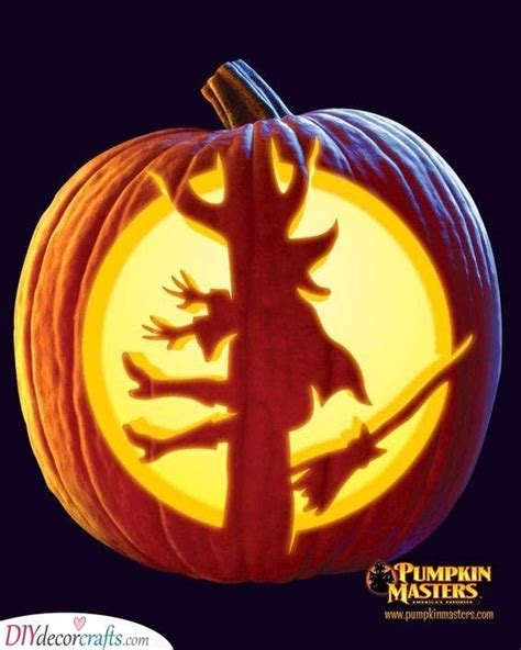 A Wicked Witch Easy Pumpkin Carving Ideas Halloween Pumpkin Carving