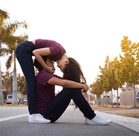 Poses Más Populares Que Debes Intentar Hacer Con Tu Pareja