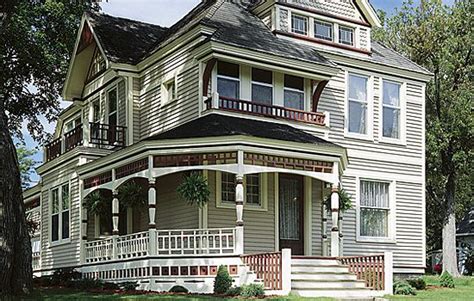 Learn valuable tips for choosing exterior paint colors. Trim - Photo Gallery - CertainTeed Design Center ...