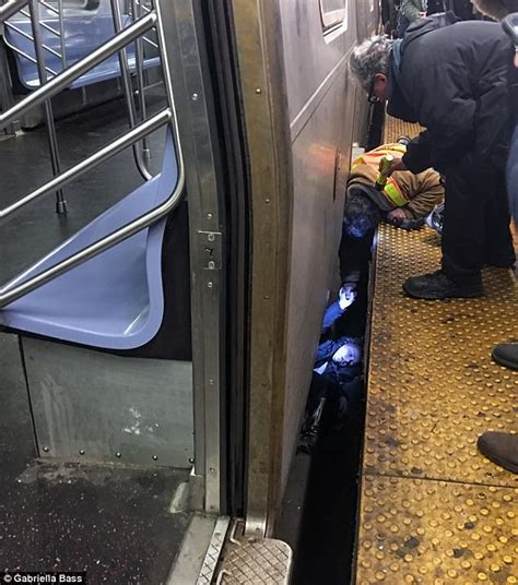 Horrifying Photos Of Woman Trapped Under Nyc Subway Train Daily Mail Online