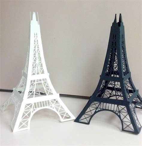 Pin De Lyneen Jesse En Paper Craft Eiffel Tower Torre Eiffel Torre
