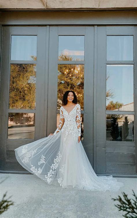 Lace Long Sleeve Wedding Dress With Statement Back Stella York