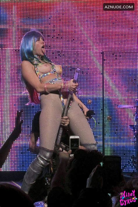 Miley Cyrus Sexy In A Concert In Vancouver 14122015 Aznude