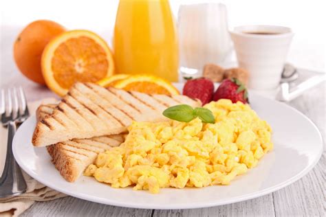 At first glance, this can make your snack options seem rather limited — after all, many premade snacks are brimming wit. Why You Should Eat a Healthy Breakfast | Kansas City ...