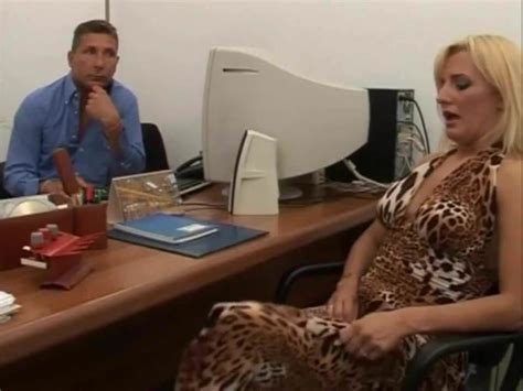 Hairy Italian Anal And Pissing In The Office Free Porn 5f De