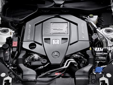The Amg 55 Liter V8 Biturbo Engine Of The S 63 Amg Impresses With A