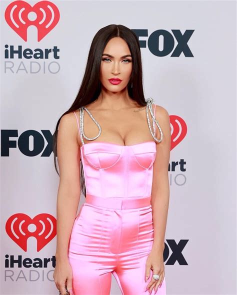 Megan Fox Hot In Pink At Iheartradio Music Awards Photos The Fappening