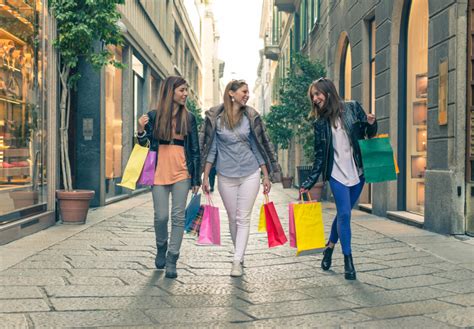 Your Ideal Shopping What And Where To Buy In Italy Btl