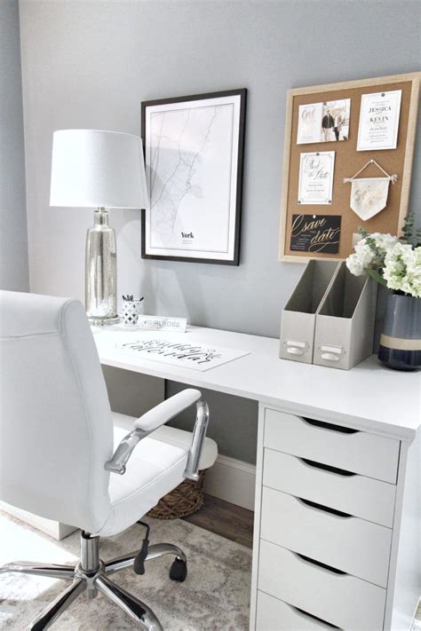 Pin von raumlinie_ auf Arbeitszimmer in 2020 | Ikea ... 10 qm gemütlichkeit in judiths küche duration.