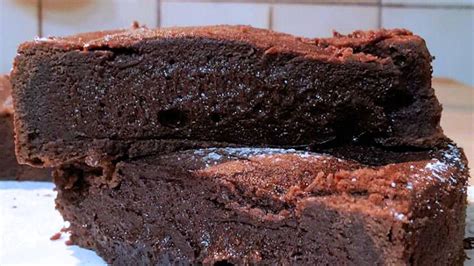 La ricetta del tortino al cioccolato con cuore morbido è di una facilità sorprendente: Come preparare Torta grisbì dal cuore morbido col Bimby ...
