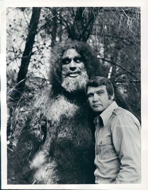 In 1973 at new york city's madison square garden, andre the giant made his u.s. PROVING THAT SIZE DOES MATTER | Andre the giant, Giants, Andre