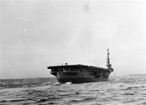 Carrier Uss Cape Gloucester Cve 109 Stern World War Photos