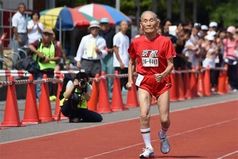 El estadounidense caeleb dressel durante la competencia de 100 metros estilo mariposa, el sábado 31 de julio de 2021, en tokio. Un japonés batió el récord mundial de 100 metros en la ...