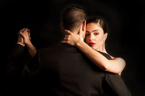 Argentine Tango Embrace Leandro Palou And Maria Tsiatsiani Argentine Tango Tango Dancers Tango