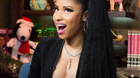 Nicki Minajs Wardrobe Malfunction Another Nip Slip Pic And Video