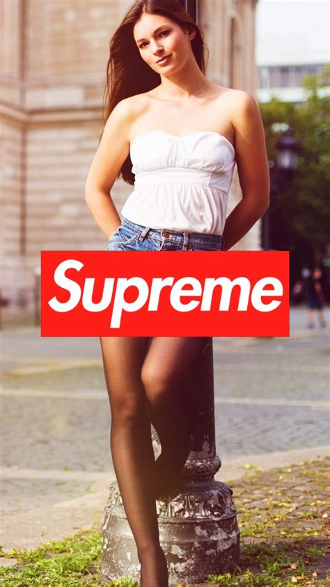 Nice Supreme Girl Iphone Wallpaper Iphone Supreme Girl Wallpaper