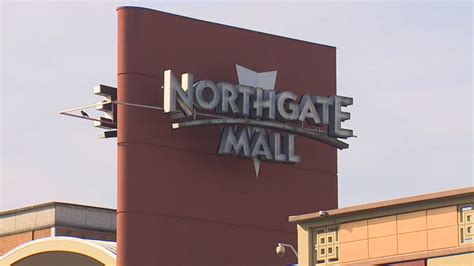Macys To Close Its Northgate Mall Store A Year Early Komo
