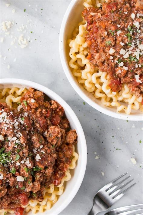 This savory, spicy, chunky, and comforting one pot meal is a batch cooking favorite. Weekday Ragu is a perfect weeknight dinner idea. | Beef ...