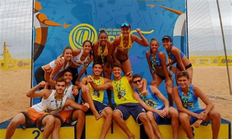 Gabriel João e Blenda Thamela vencem a etapa do Brasileiro sub de vôlei de praia