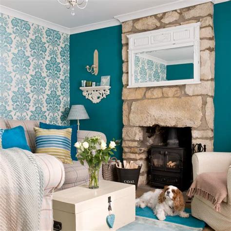 Check spelling or type a new query. 7 amazing colours for a statement wall with wow