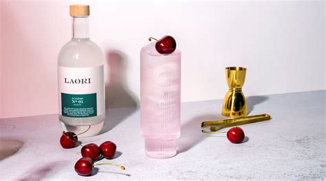 Alkoholfreier Gin And Cherry Blossom Tonic Mit Laori No 1 Genießen Laori Drinks