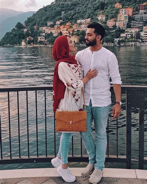 Some matching bios ideas for couples on tiktok. couple pose | Cute muslim couples, Couple outfits, Muslim fashion hijab